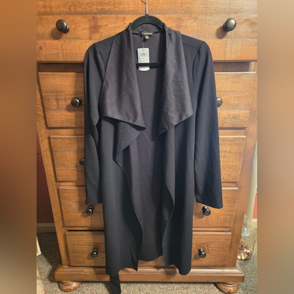 Shinestar NWT Long Black Cardigan/Jacket W/Belt.  SIZE L